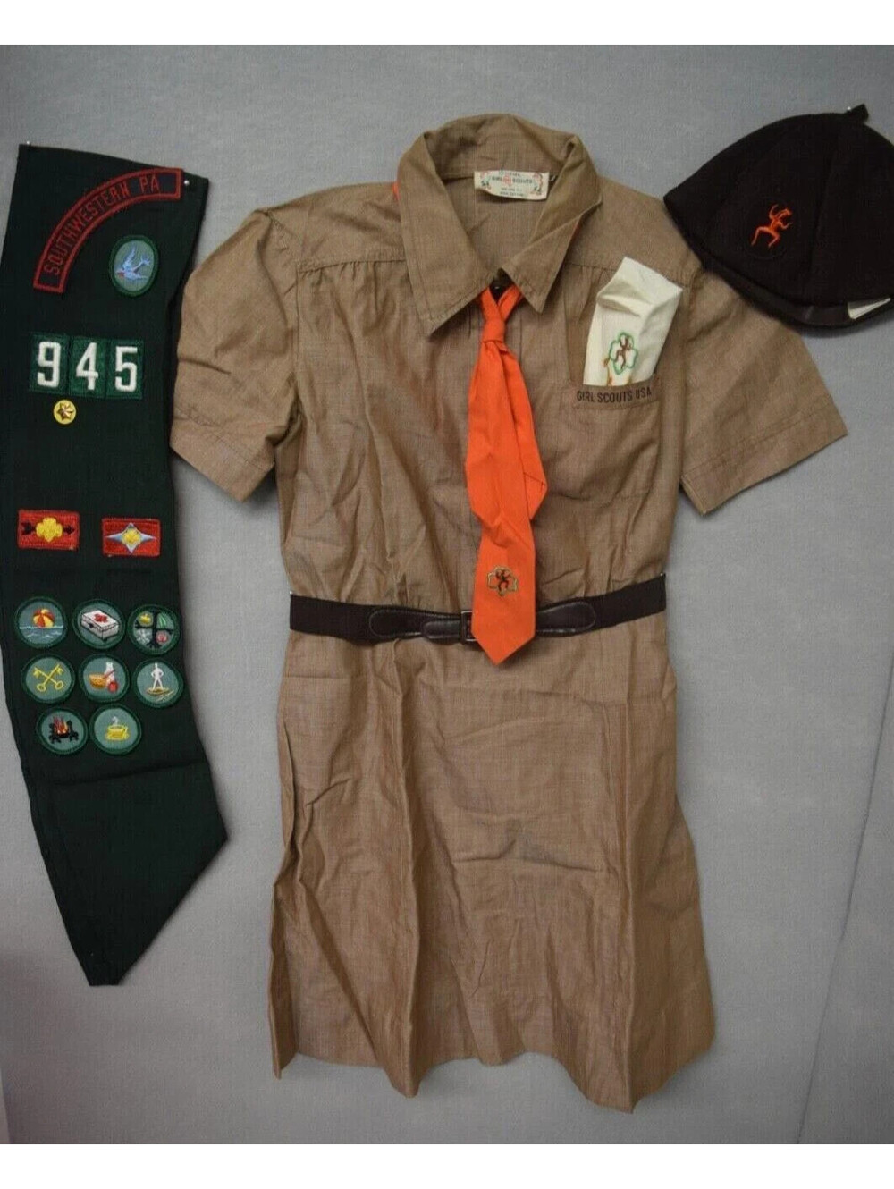 Vintage Girl Scouts Brown Dress Hat & Sash W/Badges Uniform Set